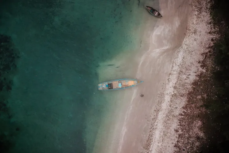 Photo by Nabil Naidu