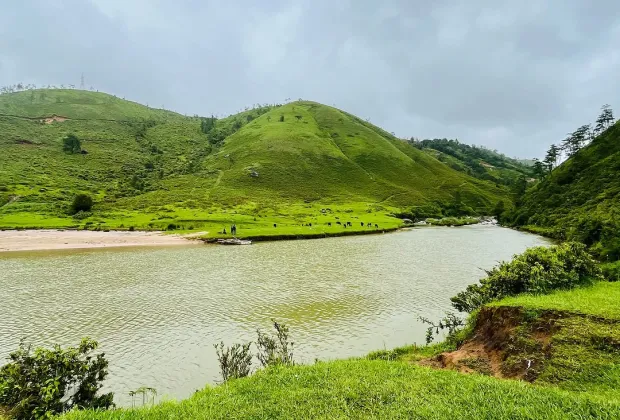 Bulls Trek Meghalaya, Best Group Tour Packages