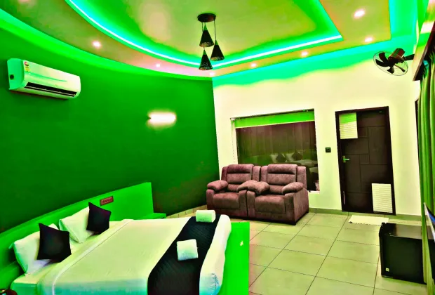 Best Private Pool Resort in Wayanad For Couples