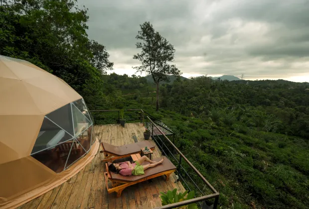 Couple glamping retreat | Luxury glamping for couples | Best glamping stays | Romantic glamping experience | Secluded glamping getaway | Honeymoon glamping package | Eco-luxury glamping | Private glamping dome | Glamping with bonfire | Best romantic nature stays | Unique couple stays | Offbeat romantic retreats | Stargazing glamping | Beachside glamping for couples | Mountain glamping getaway