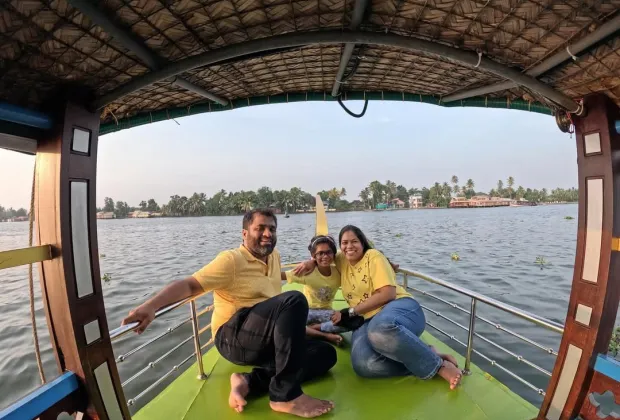 Alleppey Backwater Day Tour in Houseboat – Cruise the Heart of Kerala