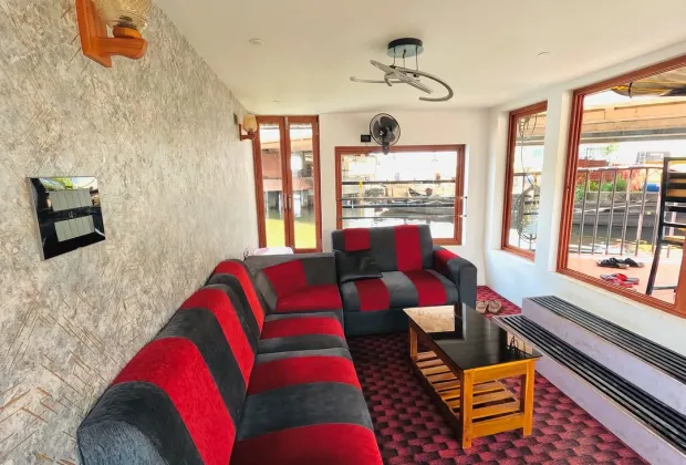 Best Alleppey House Boat Offers