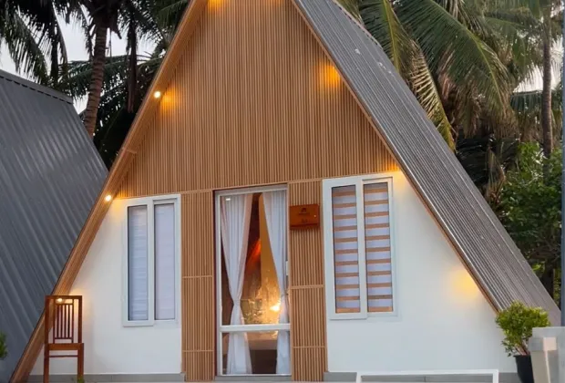Discover the beauty of Lakshadweep with our affordable 4 days and 3 nights budget packages!