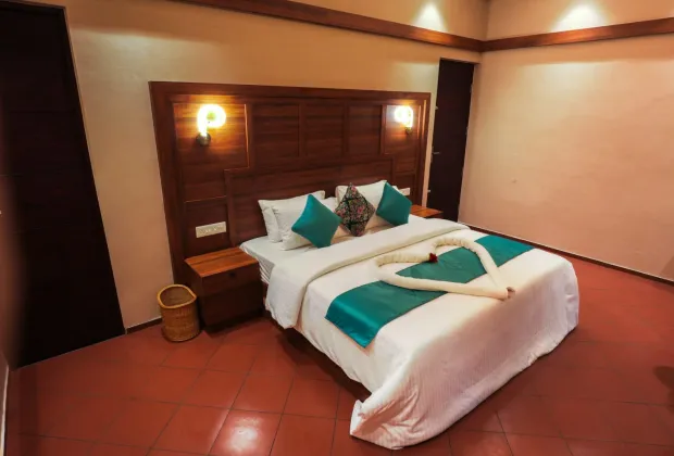 Best Alleppey Group Tour Packages