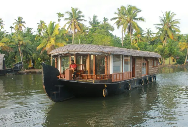 Best Alleppey House Boat Offers