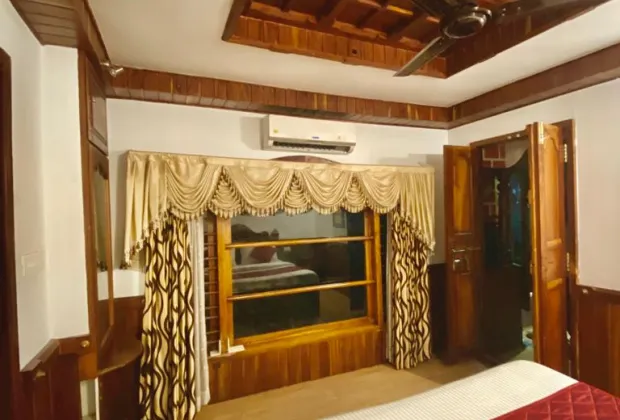 Best Alleppey House Boat Offers