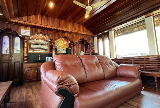 Best Alleppey House Boat Offers