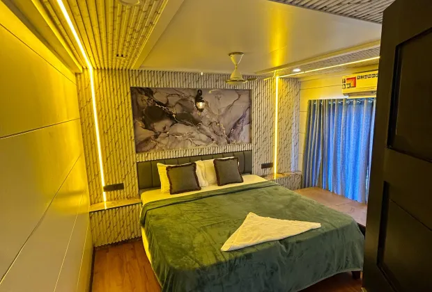 Best Alleppey House Boat Offers