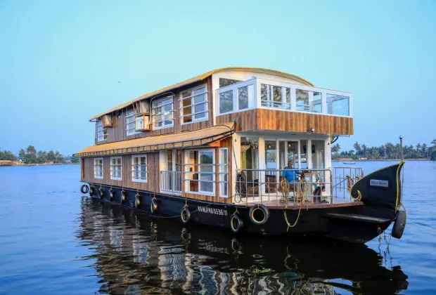 Alleppey Backwater Day Tour in Houseboat – Cruise the Heart of Kerala